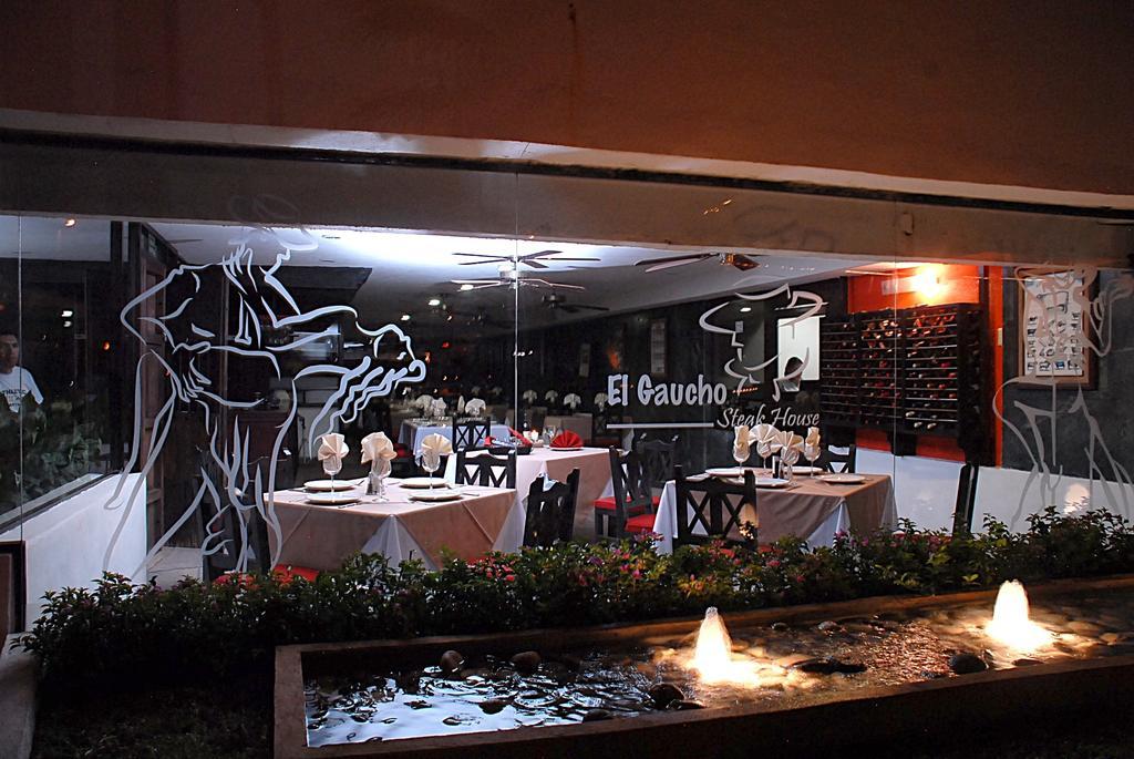El Presidente Acapulco Exterior foto